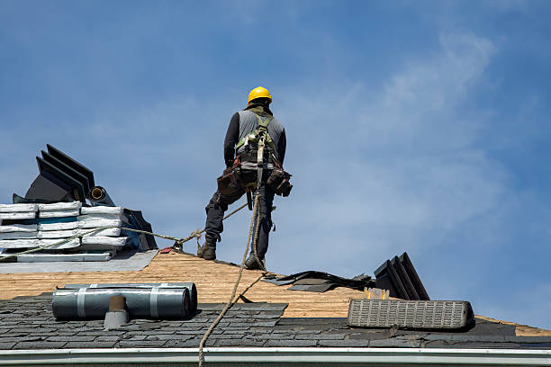Professional Gutter Installation technician working in Cornersville, TN